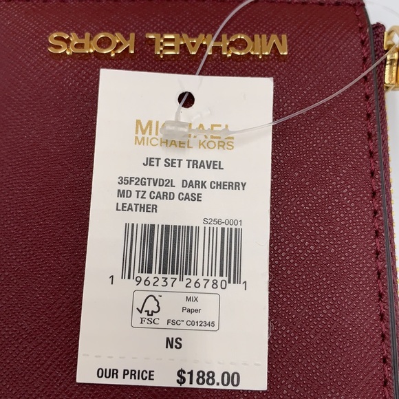 Michael Kors Jet Set Travel Medium Top Zip Card
Case Wallet
Dark Sherry color - Picture 10 of 10